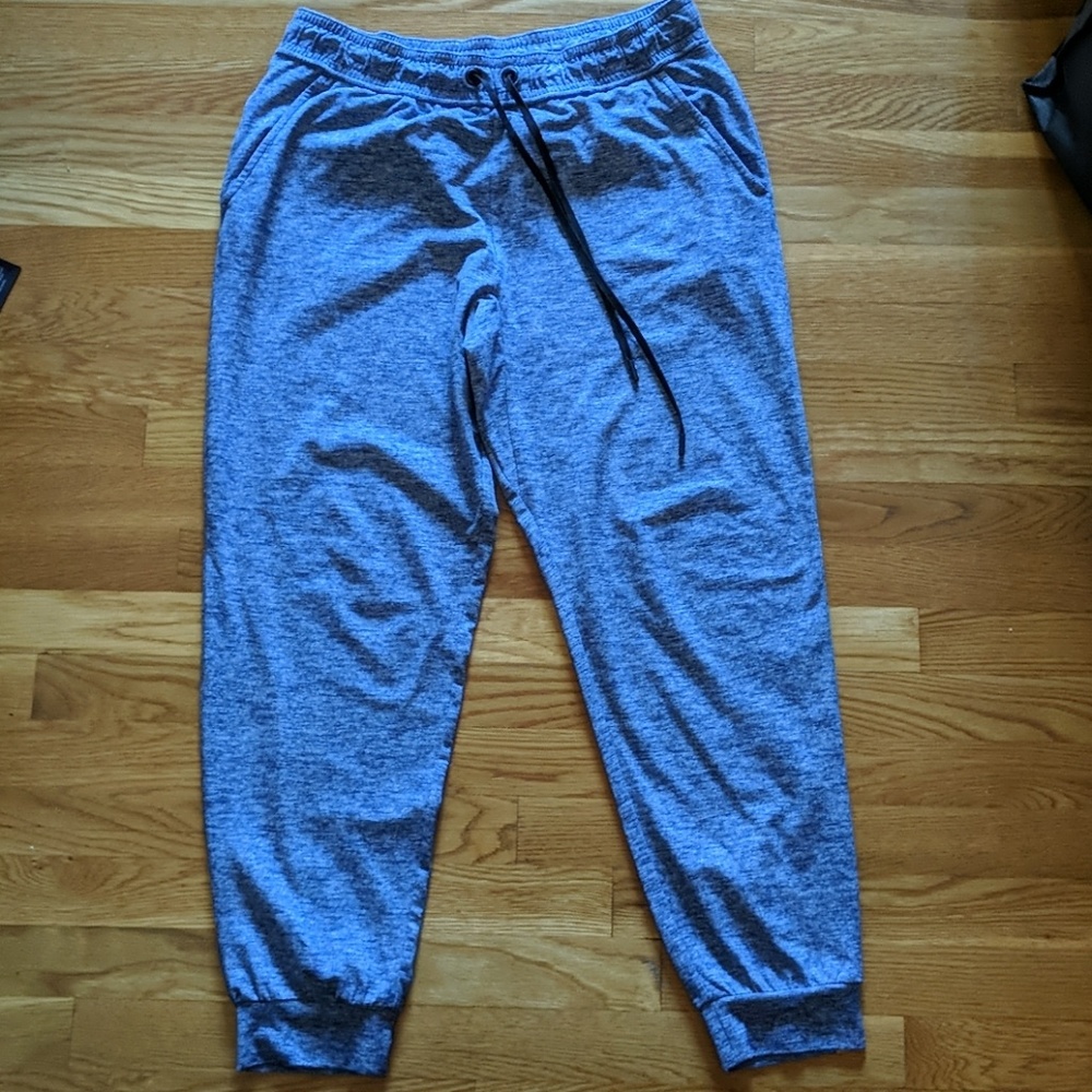 Lou & Grey joggers